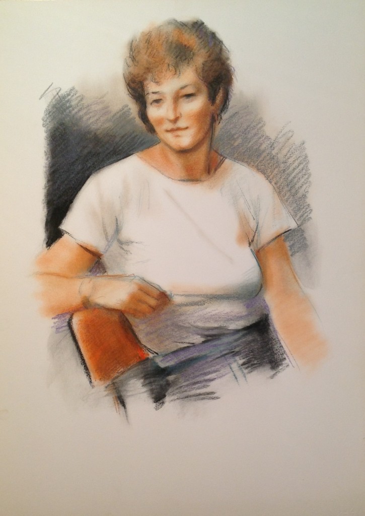 Zia Maria di Gigi Busato. Ritratto di donna seduta in posa. Disegno pastello su carta, collezione di famiglia