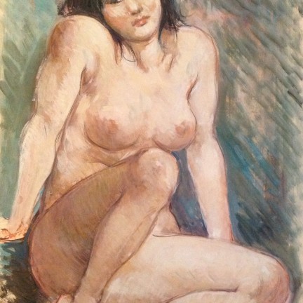 Ines, di Gigi Busato. Donna nuda in posa seduta in terra. Pittura olio su tavola, collezione di famiglia