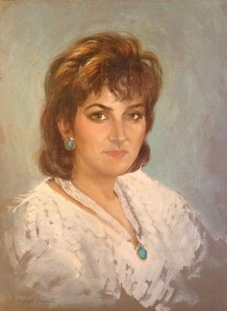 Ritratto di donna di Gigi Busato. Pittura olio su tela di donna in posa. Collezione di famiglia.
